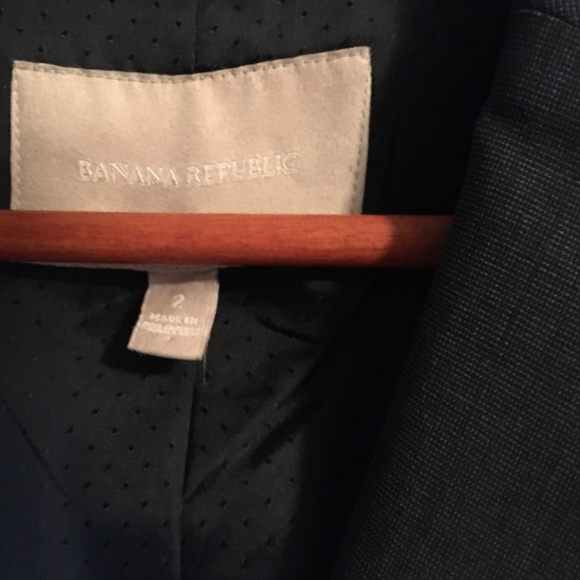 Banana Republic Navy Suit Size 2 - Picture 3 of 4